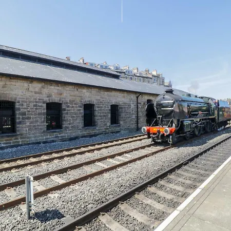 Sir Nigel Gresley Engine Shed Holiday home Whitby