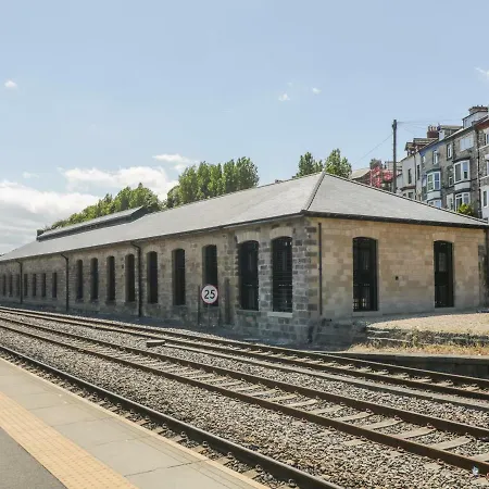 Sir Nigel Gresley Engine Shed Holiday home Whitby